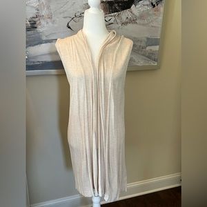 Studio sweater vest cream color. X-large.  Love layering over blouses